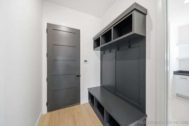 6711 E 153rd Street S, Bixby, OK 74008