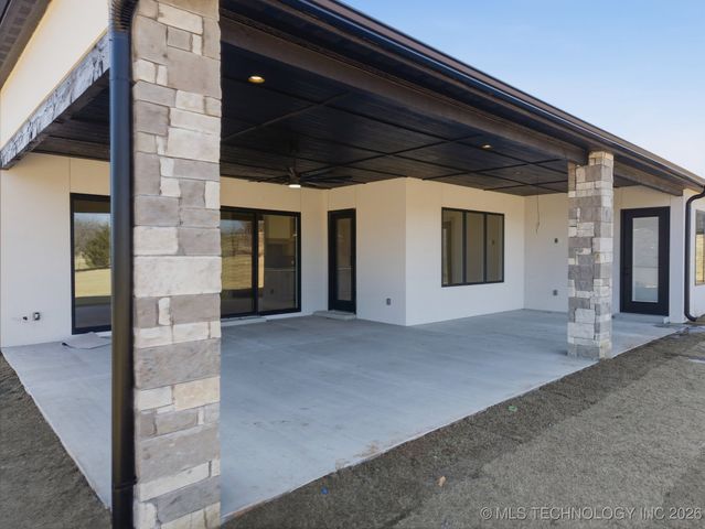 6711 E 153rd Street S, Bixby, OK 74008