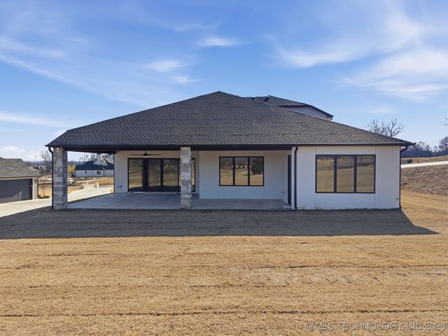 6711 E 153rd Street S, Bixby, OK 74008