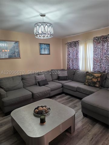 232 E Saxony E 232, Delray Beach, FL 33446