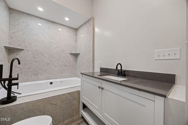 514 S 5th Street, Smithfield, NC 27577