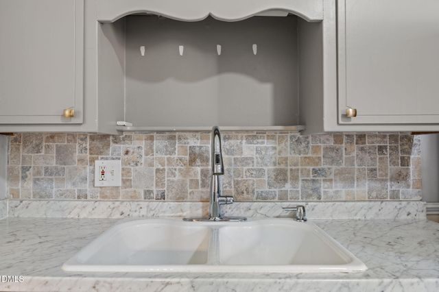 514 S 5th Street, Smithfield, NC 27577