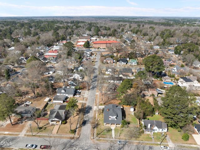 514 S 5th Street, Smithfield, NC 27577