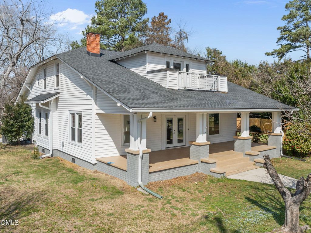 514 S 5th Street, Smithfield, NC 27577