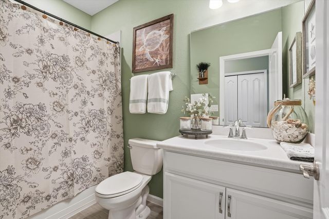 20 Trumpco Dr, St Augustine, FL 32092