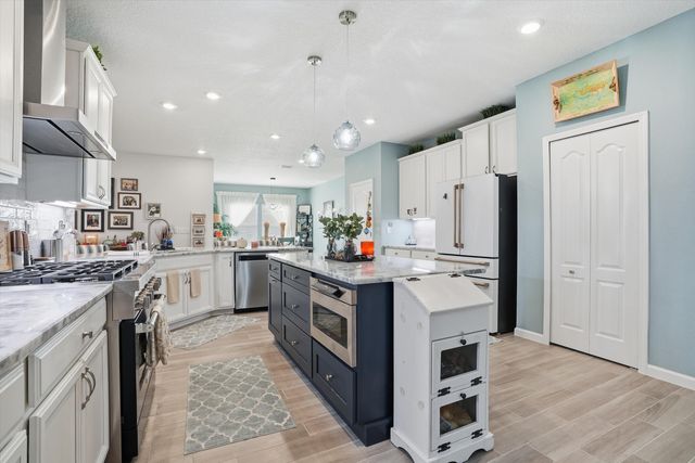 20 Trumpco Dr, St Augustine, FL 32092