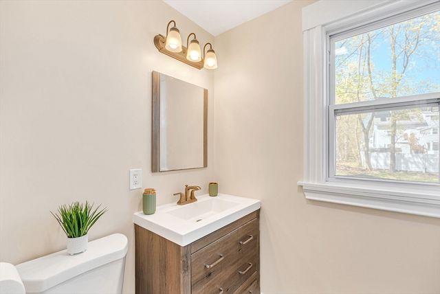 7 Prospect St, Saugus, MA 01906
