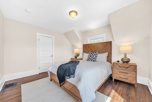 7 Prospect St, Saugus, MA 01906