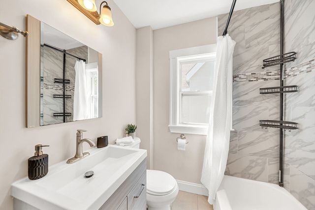 7 Prospect St, Saugus, MA 01906
