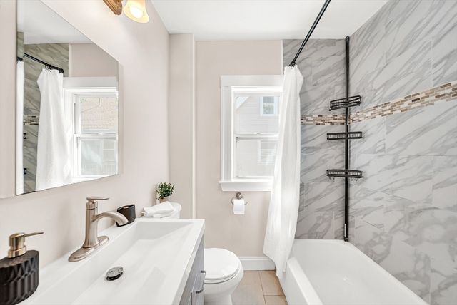 7 Prospect St, Saugus, MA 01906