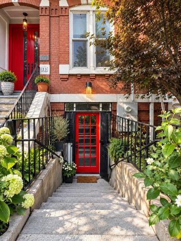 23 Fort Ave 1, Boston, MA 02119
