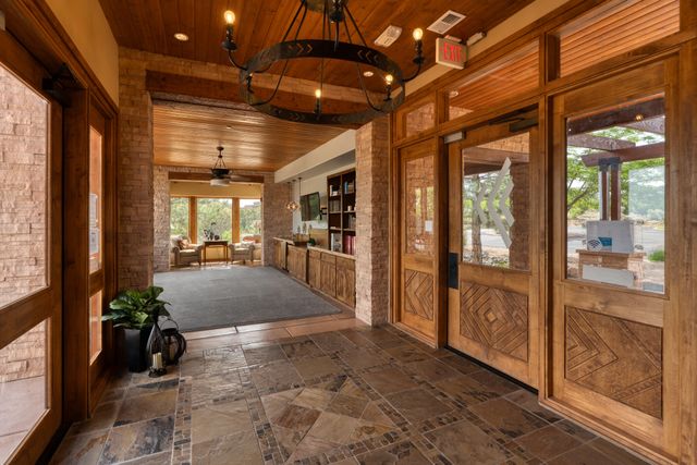 25 Stage Coach Trail, Sandia Park, NM 87047