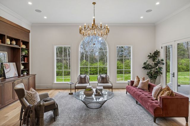 2122 Old Hickory Blvd, Nashville, TN 37215