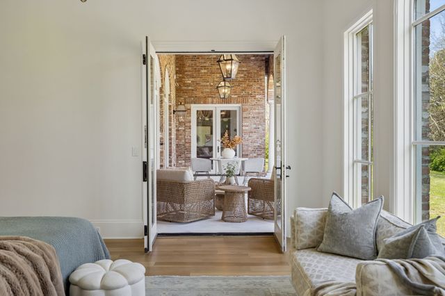 2122 Old Hickory Blvd, Nashville, TN 37215