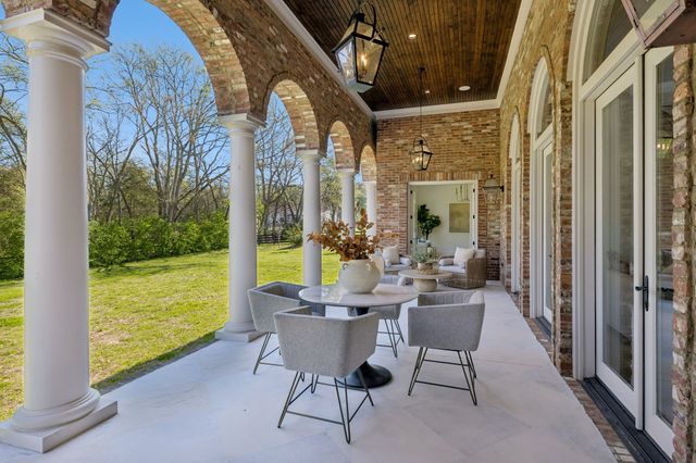 2122 Old Hickory Blvd, Nashville, TN 37215