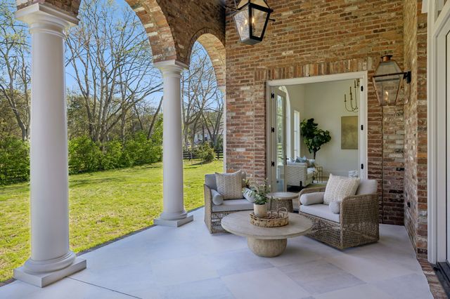 2122 Old Hickory Blvd, Nashville, TN 37215