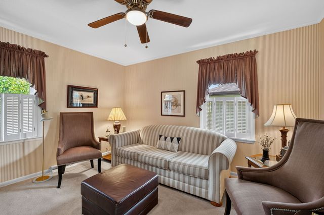 2209 Meadow Lane, West Des Moines, IA 50265