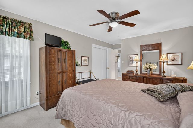 2209 Meadow Lane, West Des Moines, IA 50265