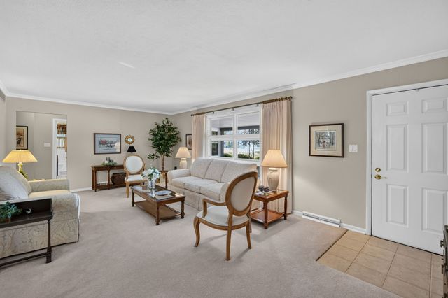 2209 Meadow Lane, West Des Moines, IA 50265