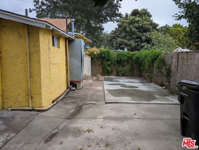 1654 E 32nd Street, Los Angeles, CA 90011