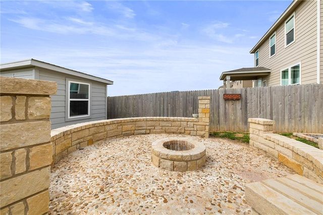 300 Wilhem WAY, Uhland, TX 78640