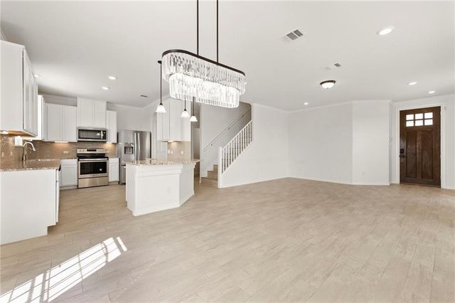300 Wilhem WAY, Uhland, TX 78640
