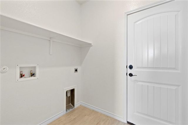 300 Wilhem WAY, Uhland, TX 78640
