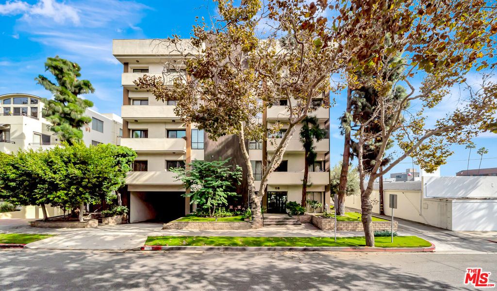 Image 1 of property listing at 116 N Swall Dr Apt 501, Beverly Hills, CA 90211