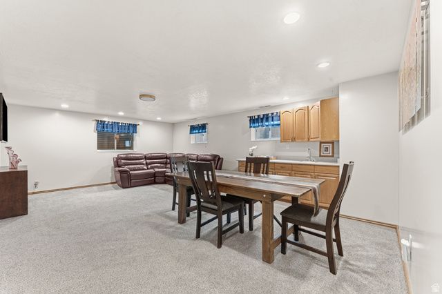 2416 E 10305 S, Sandy, UT 84092