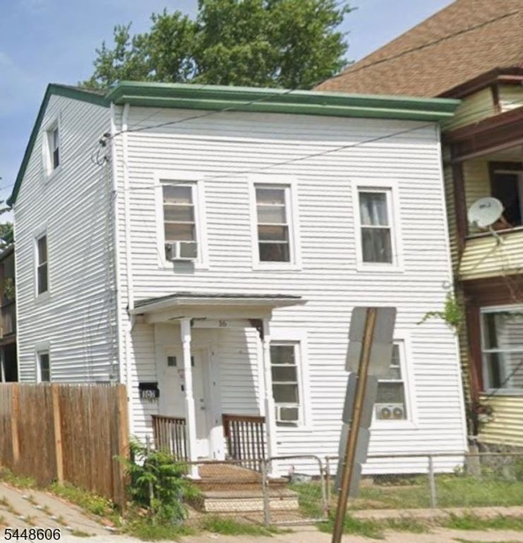 167 Liberty St, Paterson City, NJ 07522