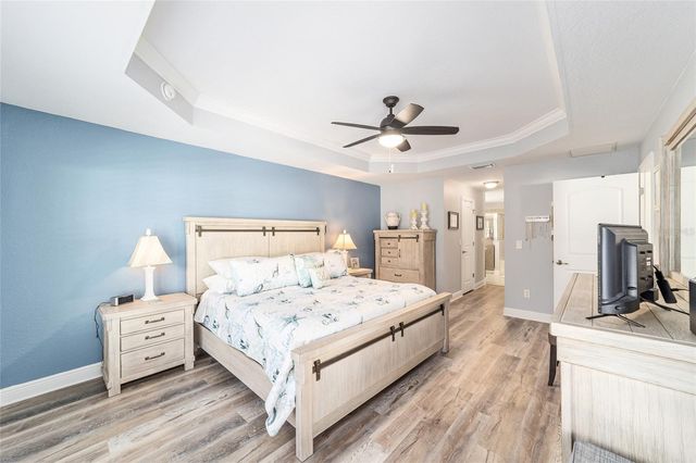 6943 SE 11TH PLACE, Ocala, FL 34472