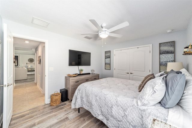 6943 SE 11TH PLACE, Ocala, FL 34472
