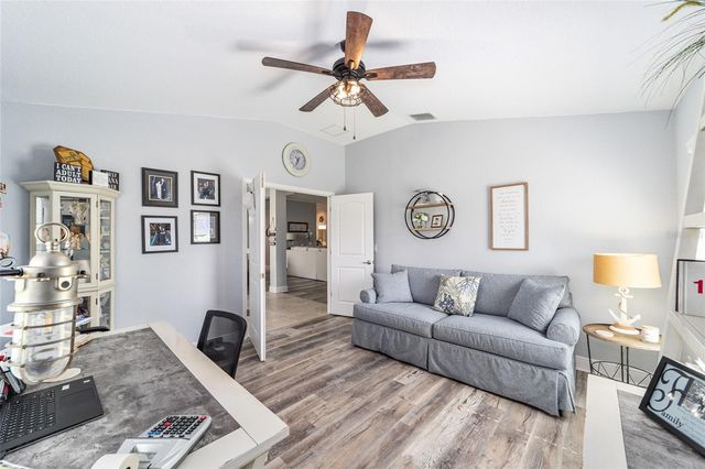 6943 SE 11TH PLACE, Ocala, FL 34472