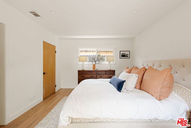 4111 Mantova Drive, Los Angeles, CA 90008