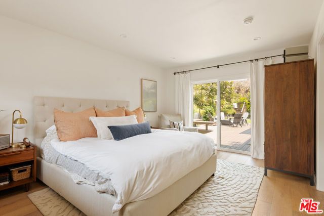4111 Mantova Drive, Los Angeles, CA 90008