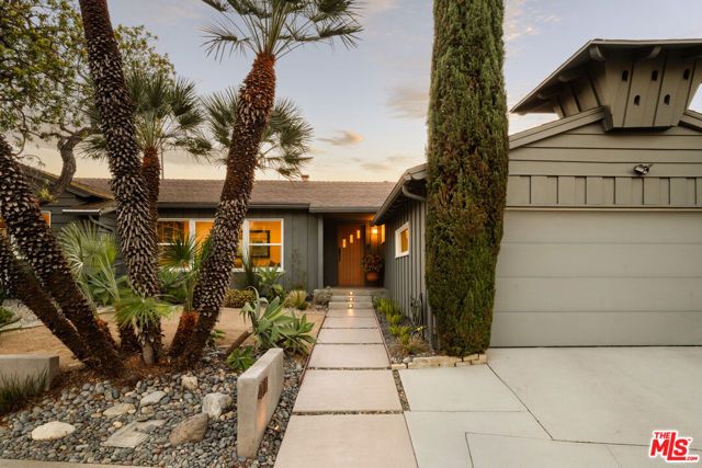 4111 Mantova Drive, Los Angeles, CA 90008
