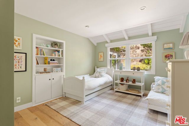 4111 Mantova Drive, Los Angeles, CA 90008