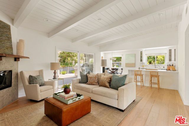 4111 Mantova Drive, Los Angeles, CA 90008
