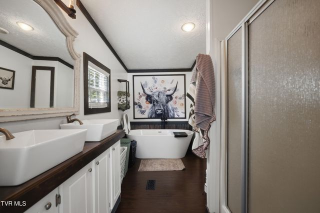 5728 Cranes Nest Road, Coeburn, VA 24230
