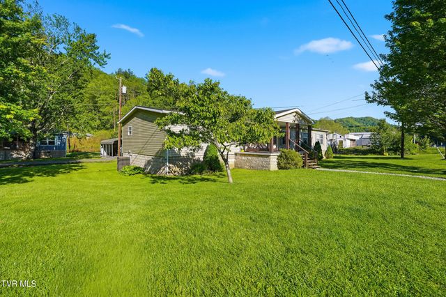 5728 Cranes Nest Road, Coeburn, VA 24230