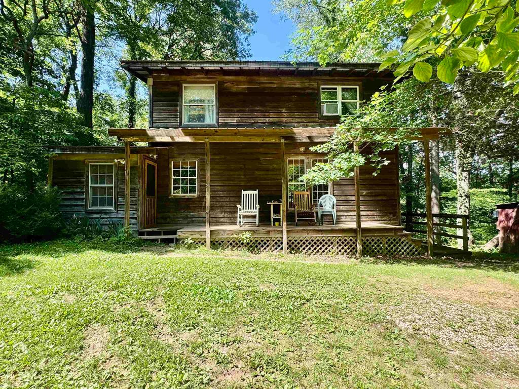 25 Hillbilly Hollar Road, Bedford, IN 47421