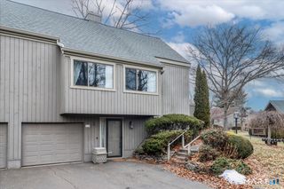 151 South Trail B, Stratford, CT 06614