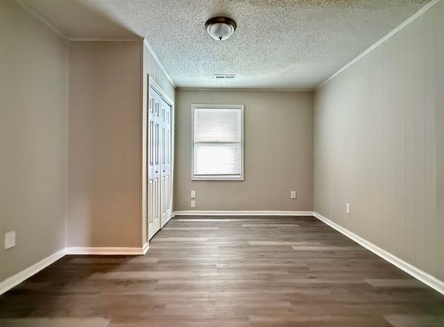 2036 Delaware Avenue, North Charleston, SC 29405