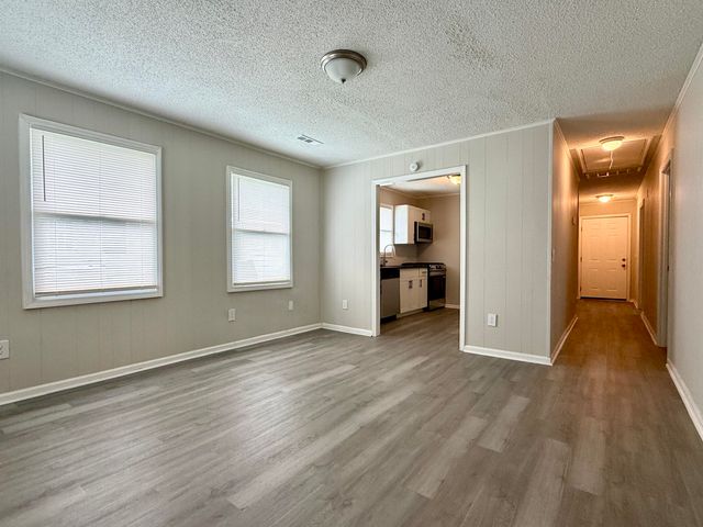 2036 Delaware Avenue, North Charleston, SC 29405