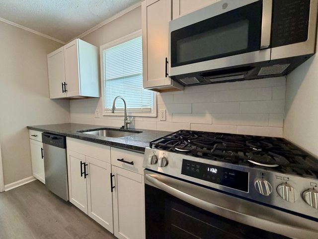 2036 Delaware Avenue, North Charleston, SC 29405