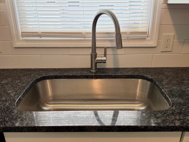 2036 Delaware Avenue, North Charleston, SC 29405