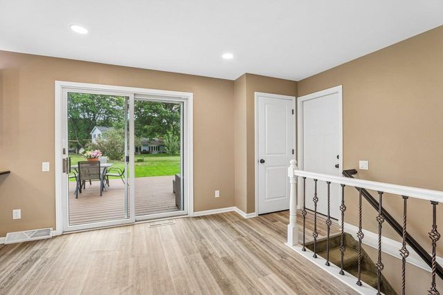 806 South Street, Waunakee, WI 53597