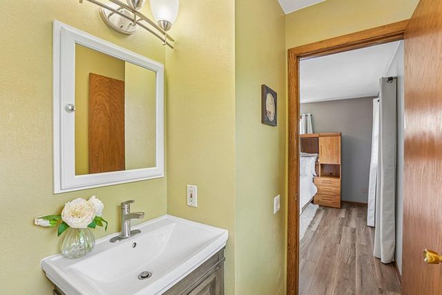 806 South Street, Waunakee, WI 53597