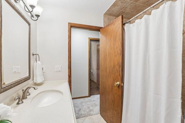 806 South Street, Waunakee, WI 53597
