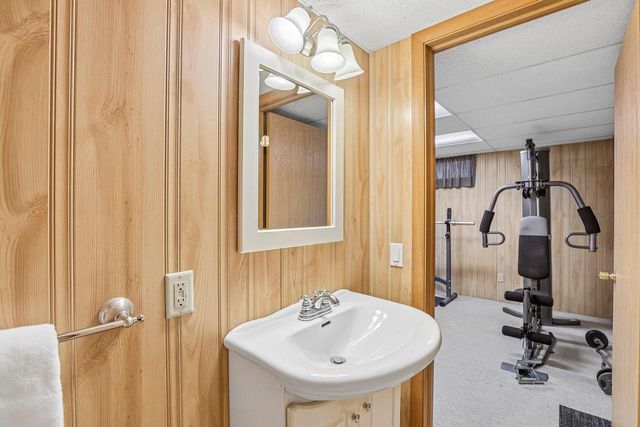 806 South Street, Waunakee, WI 53597